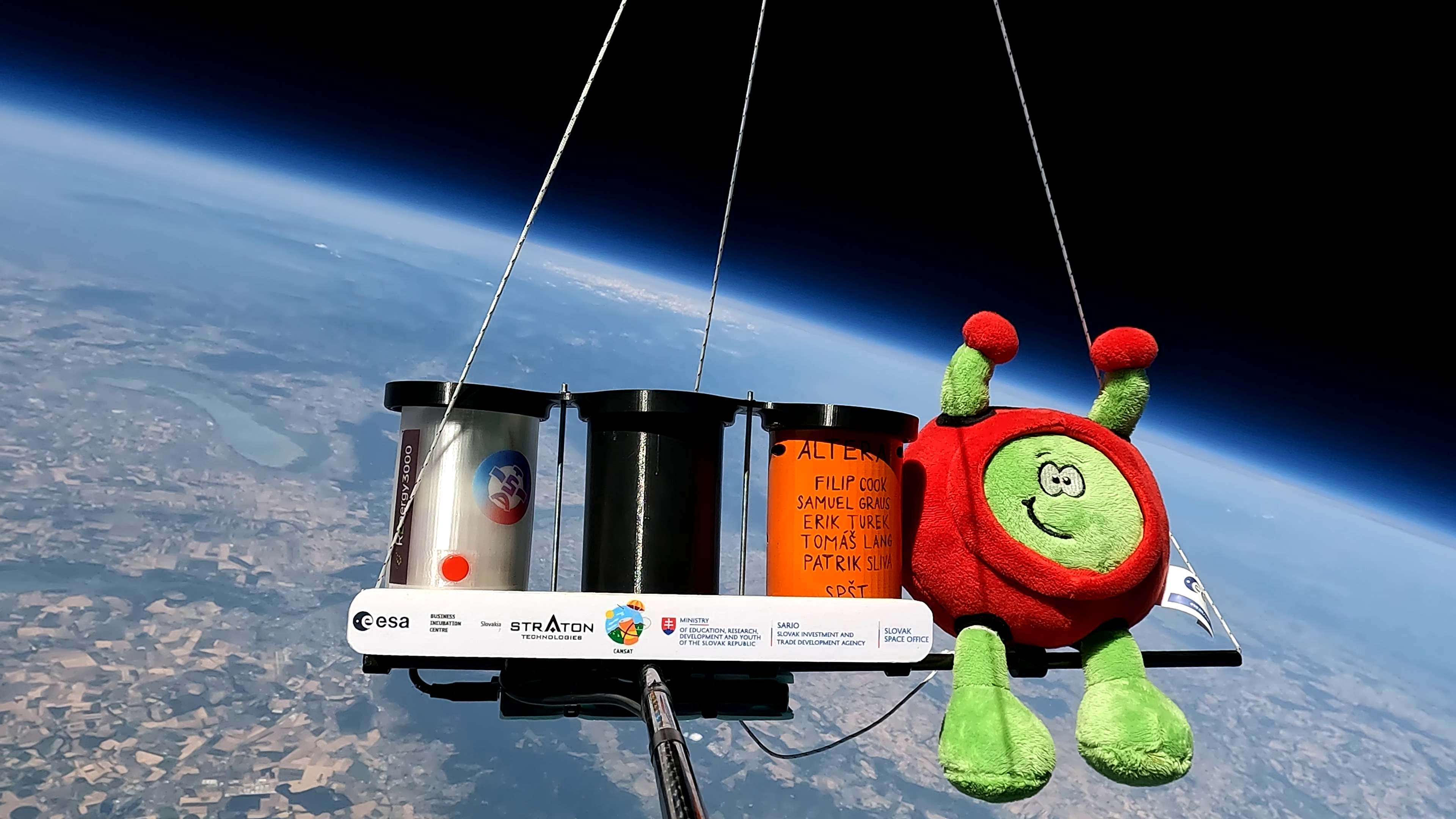 Compact rideshare payload for a stratospheric balloon mission